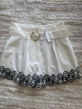 Aqua White Shorts with Black Floral Hem and Gold Buckle (074)